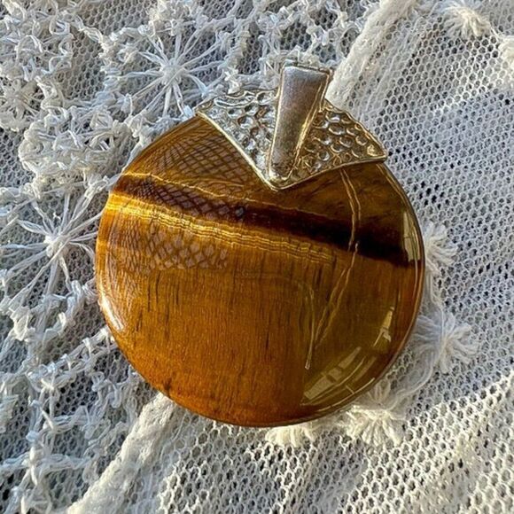 Vintage Whitney Kelly Large Golden Tiger Eye & Sterling Pendant - Picture 14 of 14